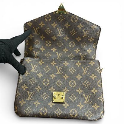 Louis Vuitton Monogram  Metis LO2133