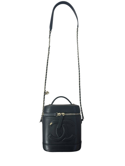 Chanel Filigree Vanity Case Leather Bag Black Gold Hardware CH2097