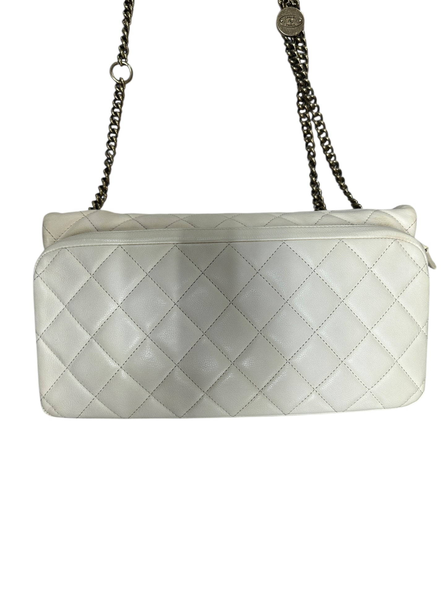 Chanel Quilted Leather Expandable Flap Bag Chain Shoulder Off-White CH2102