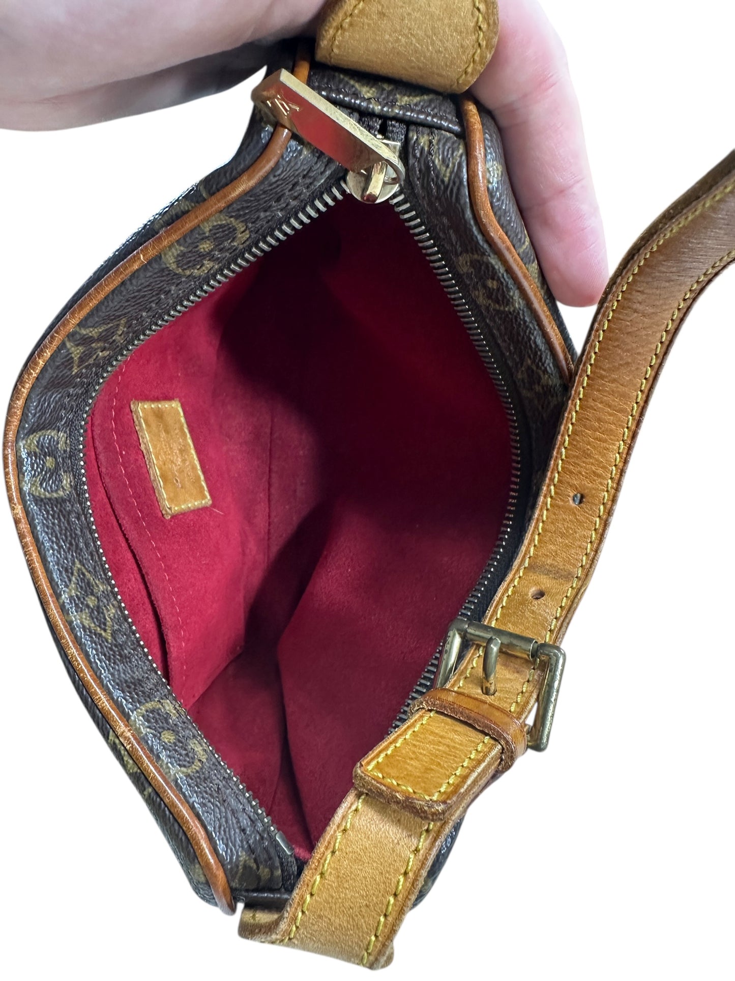 LOUIS VUITTON Monogram Viva Cite PM Shoulder Bag Brown Gold Hardware LO2273