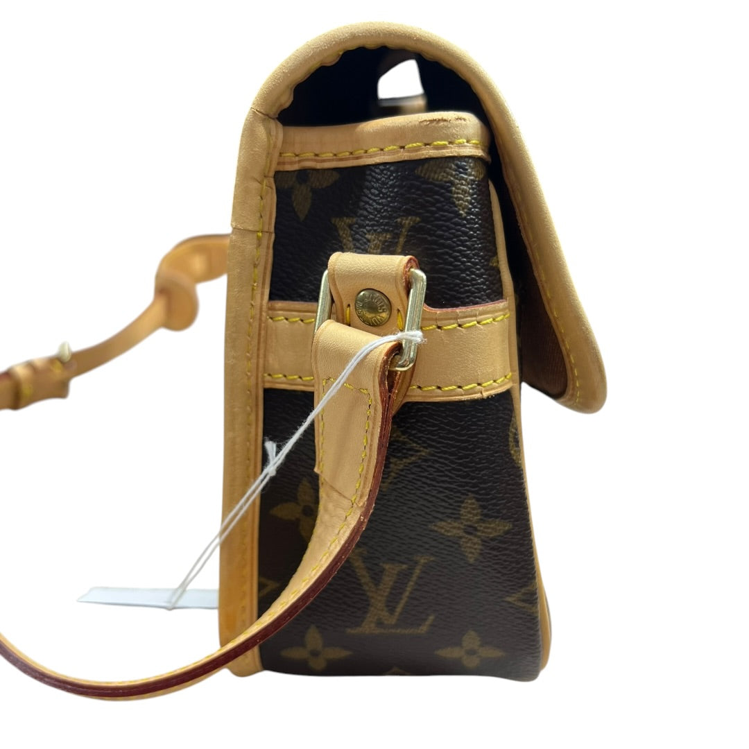 LOUIS VUITTON Monogram Saint Cloud PM Crossbody Bag Brown Gold Hardware LO2341