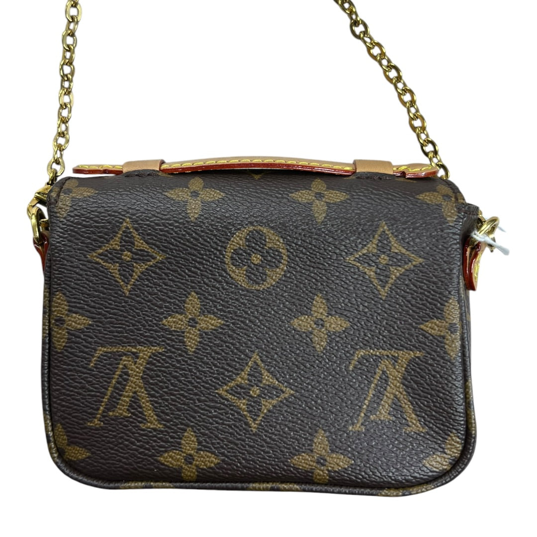 LOUIS VUITTON Monogram Pochette Metis Crossbody Bag Brown Gold Hardware LO2345