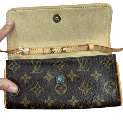 LOUIS VUITTON Monogram Pochette Florentine Waist Pouch Brown Gold Hardware LO2335
