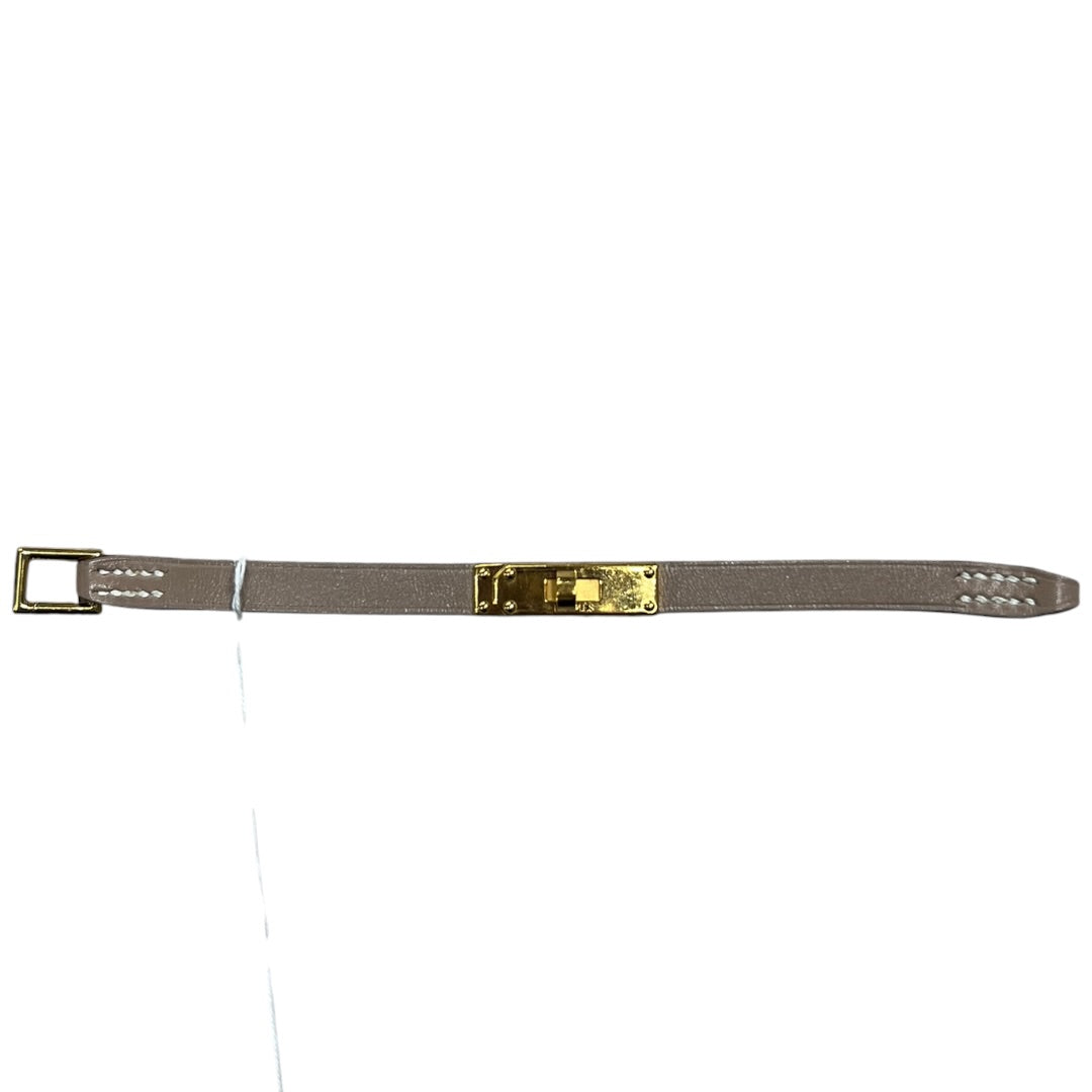 HERMES Kelly Double Tour Bracelet XS Etoupe Leather Gold Hardware HE449