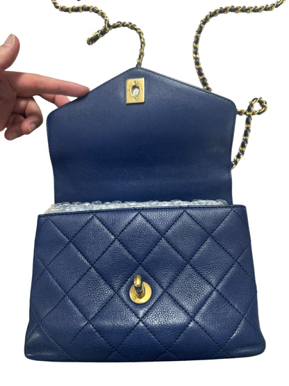 CHANEL Lambskin Matelassé 19 Top Handle Bag Navy Gold Hardware CH2151