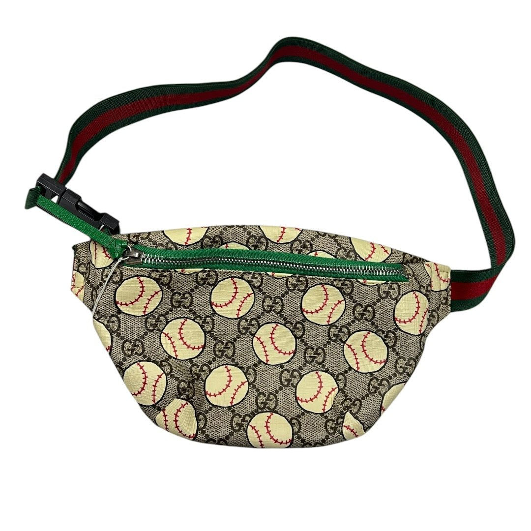 GUCCI GG Supreme Canvas GG Supreme Baseball Print Belt Bag Fanny Pack / Belt Bag Beige, Brown, Cream, Green, Red Silver-tone Hardware GU624