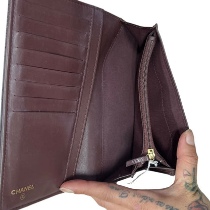 CHANEL Caviar Leather Classic Flap Long Wallet Black (exterior), Burgundy (interior) Gold Hardware CH2165
