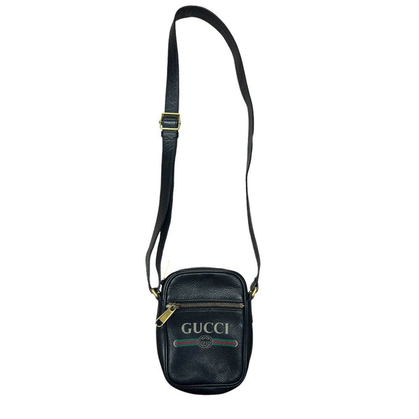 GUCCI Grained Leather Gucci Print Leather Shoulder Bag Black Gold Hardware Gu650