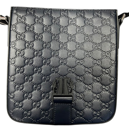 GUCCI GG Embossed Leather GG Embossed Messenger Bag Navy Blue Silver Hardware Gu651