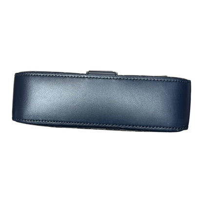 GUCCI GG Embossed Leather GG Embossed Messenger Bag Navy Blue Silver Hardware Gu651