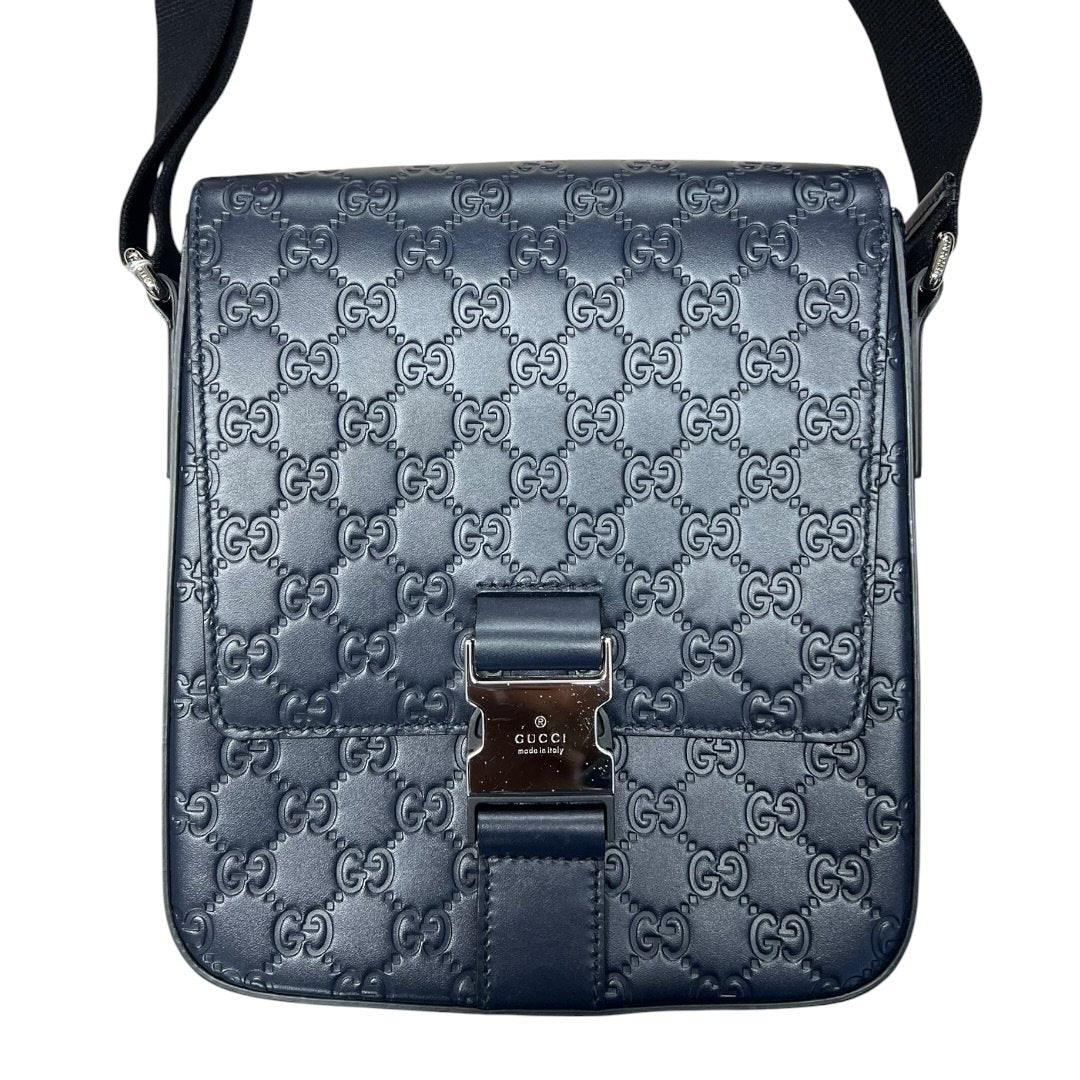 GUCCI GG Embossed Leather GG Embossed Messenger Bag Navy Blue Silver Hardware Gu651