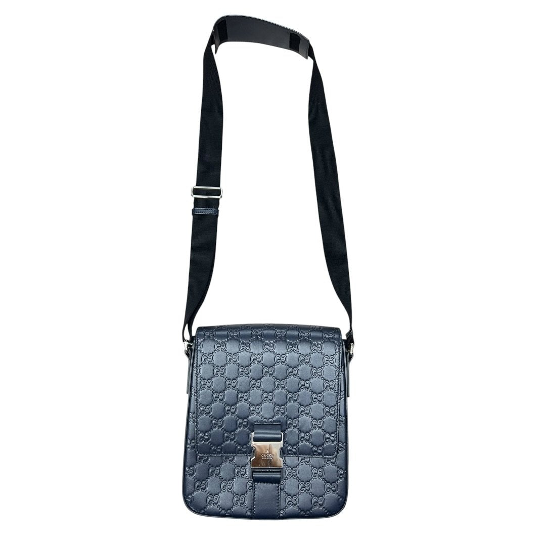 GUCCI GG Embossed Leather GG Embossed Messenger Bag Navy Blue Silver Hardware Gu651