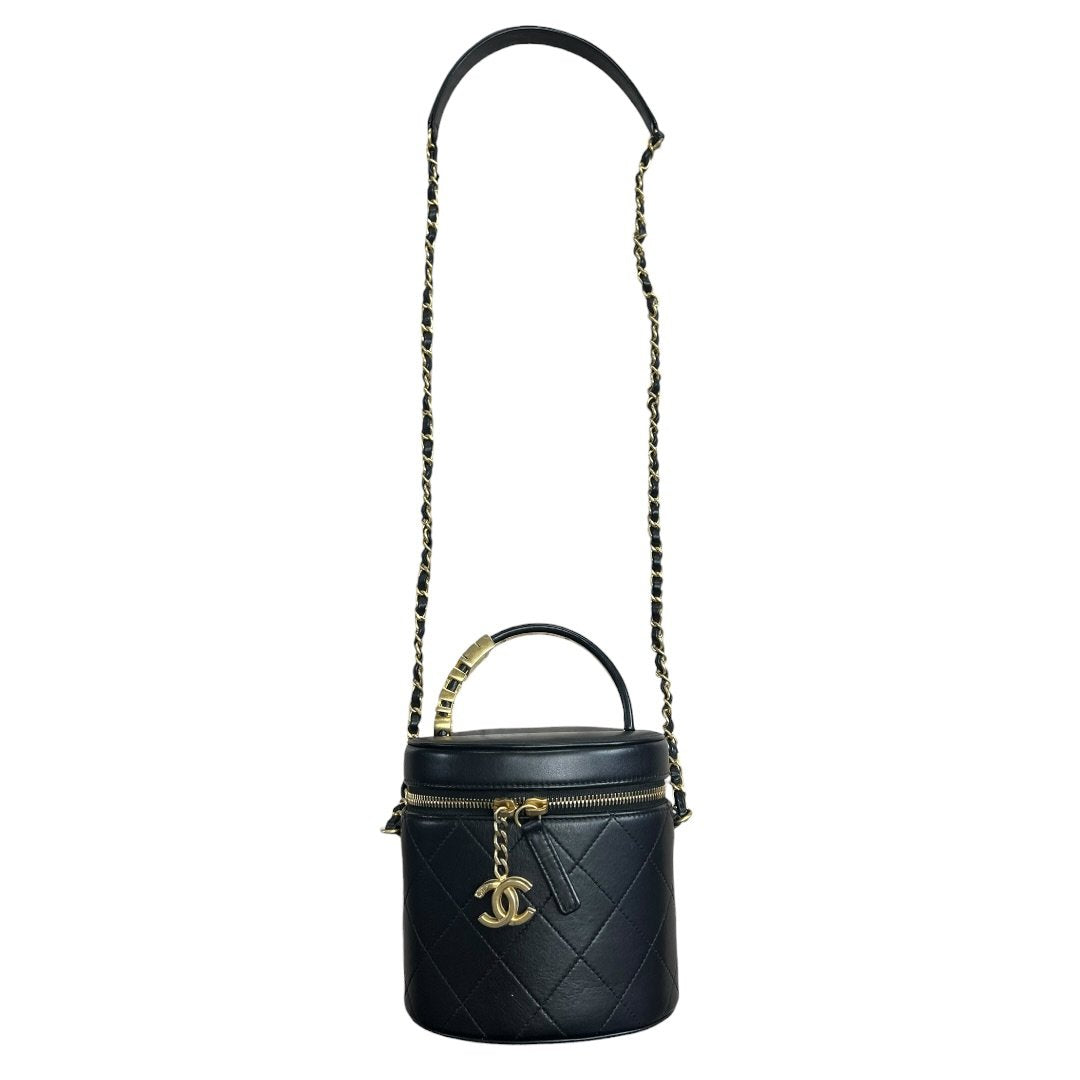 CHANEL Lambskin Vanity Case Shoulder Bag Black Gold Hardware CH2192