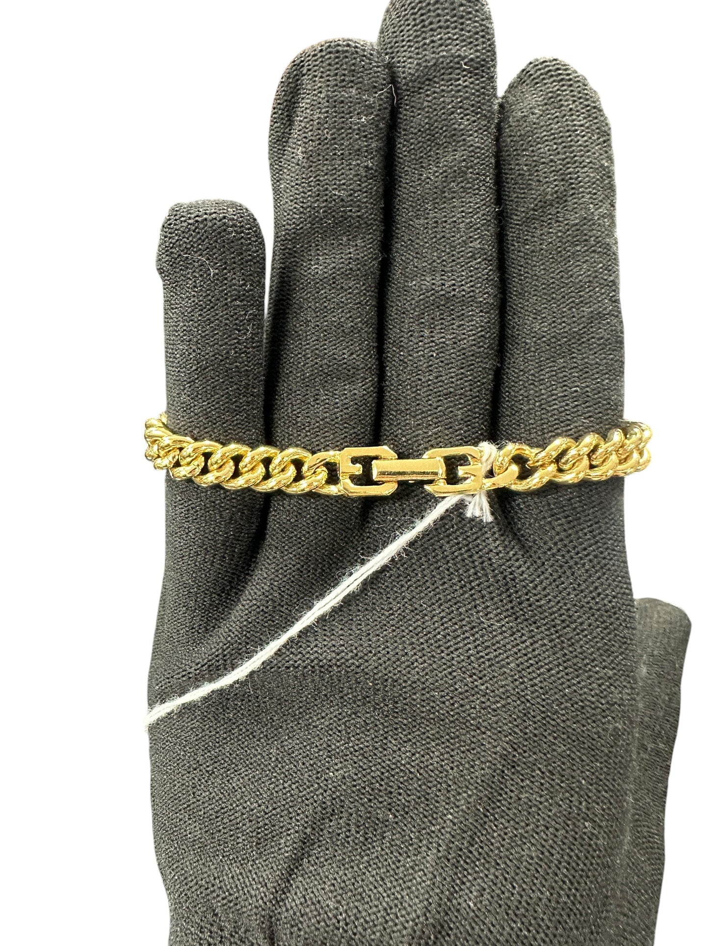 GIVENCHY Gold Tone Curb Chain Bracelet Heart Charm je57