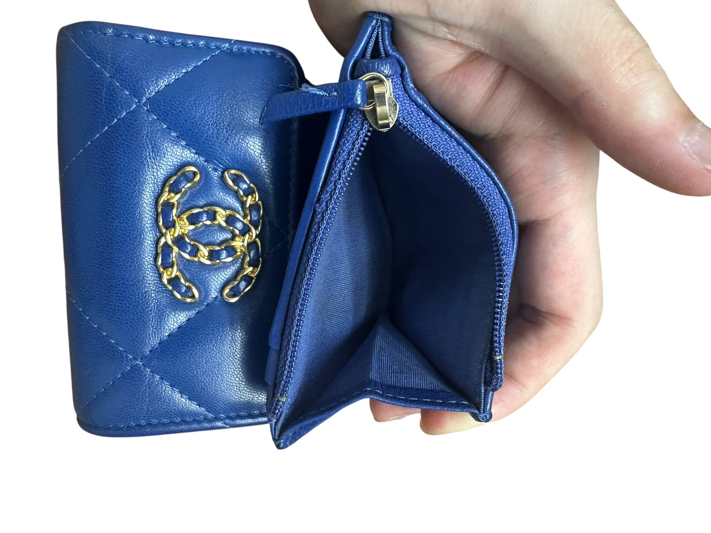 CHANEL Lambskin Chanel 19 Small Trifold Wallet Blue Gold Hardware CH2204