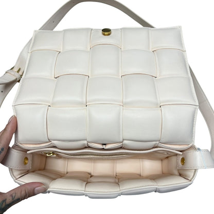 BOTTEGA VENETA Nappa Leather Padded Cassette Bag Shoulder Bag Chalk Gold Hardware BO31