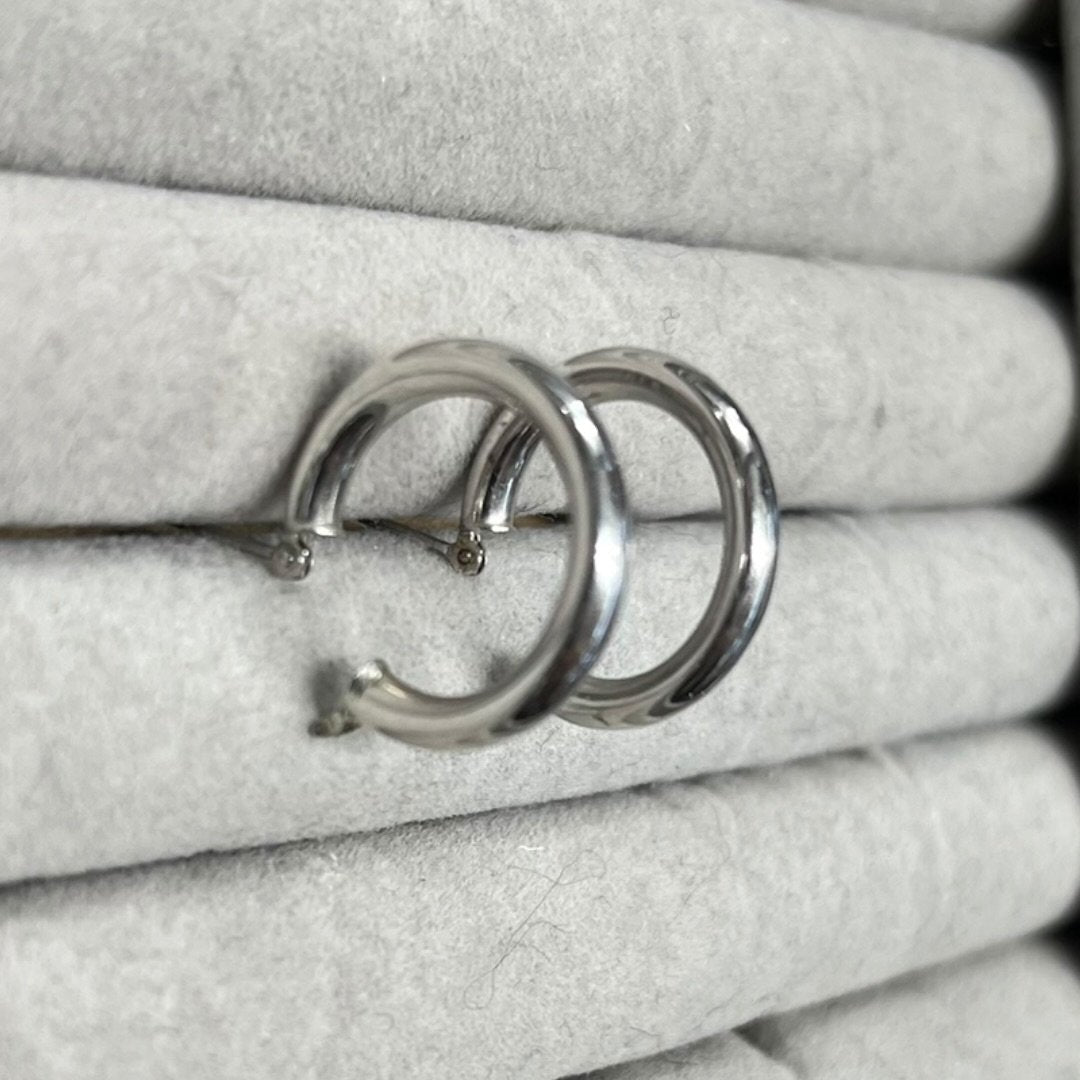 UNBRANDED Accessory White Gold Hoop Earrings Silver Silver Hardware je34