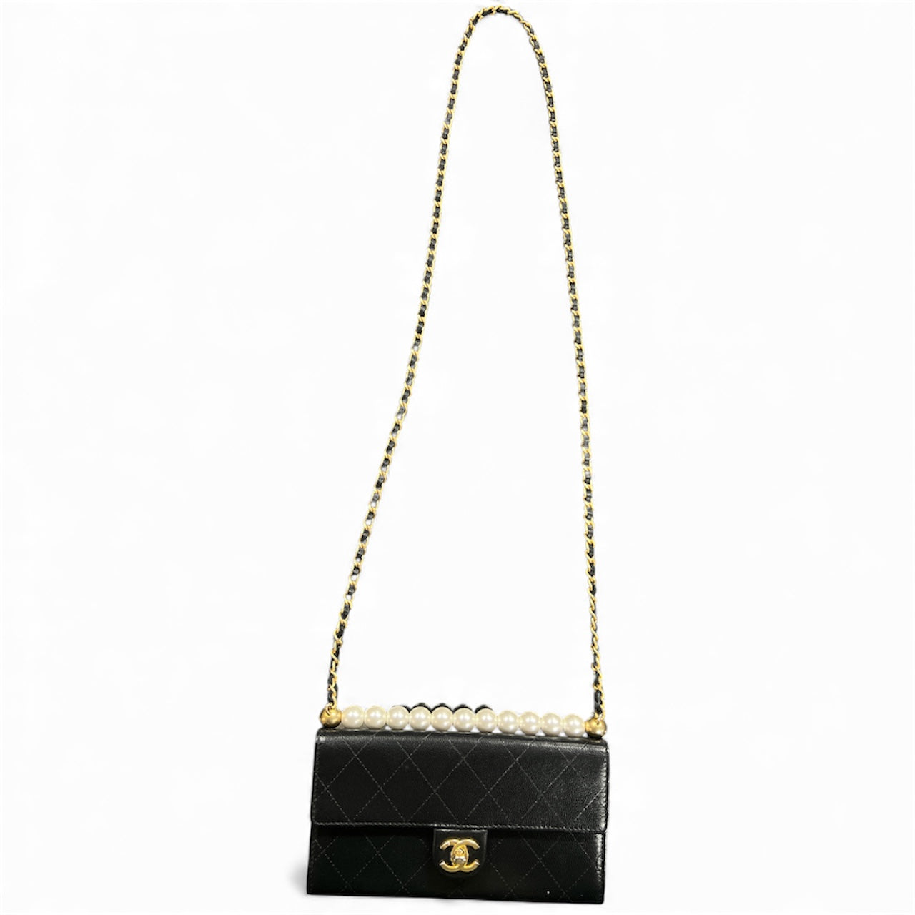 CHANEL Matelassé Chain Wallet  Shoulder Bag CH2034