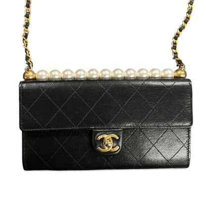 CHANEL Matelassé Chain Wallet  Shoulder Bag CH2034