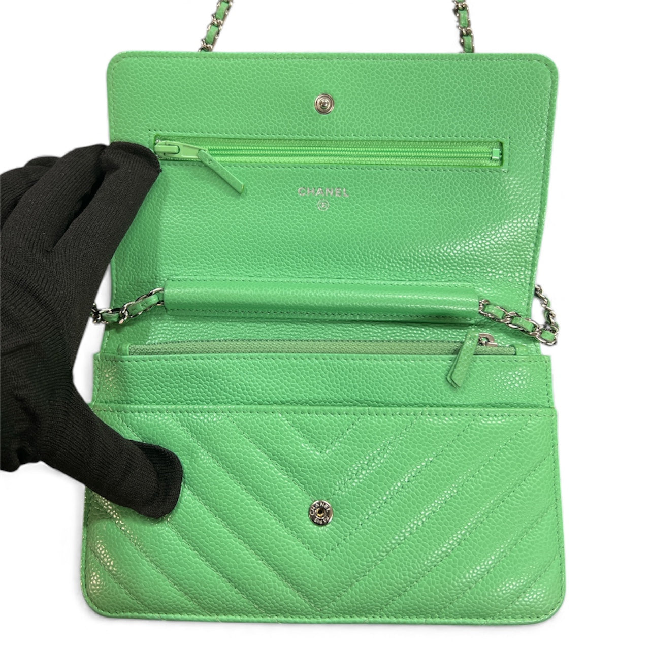 CHANEL Green Chain Wallet Shoulder  Bag CH2026