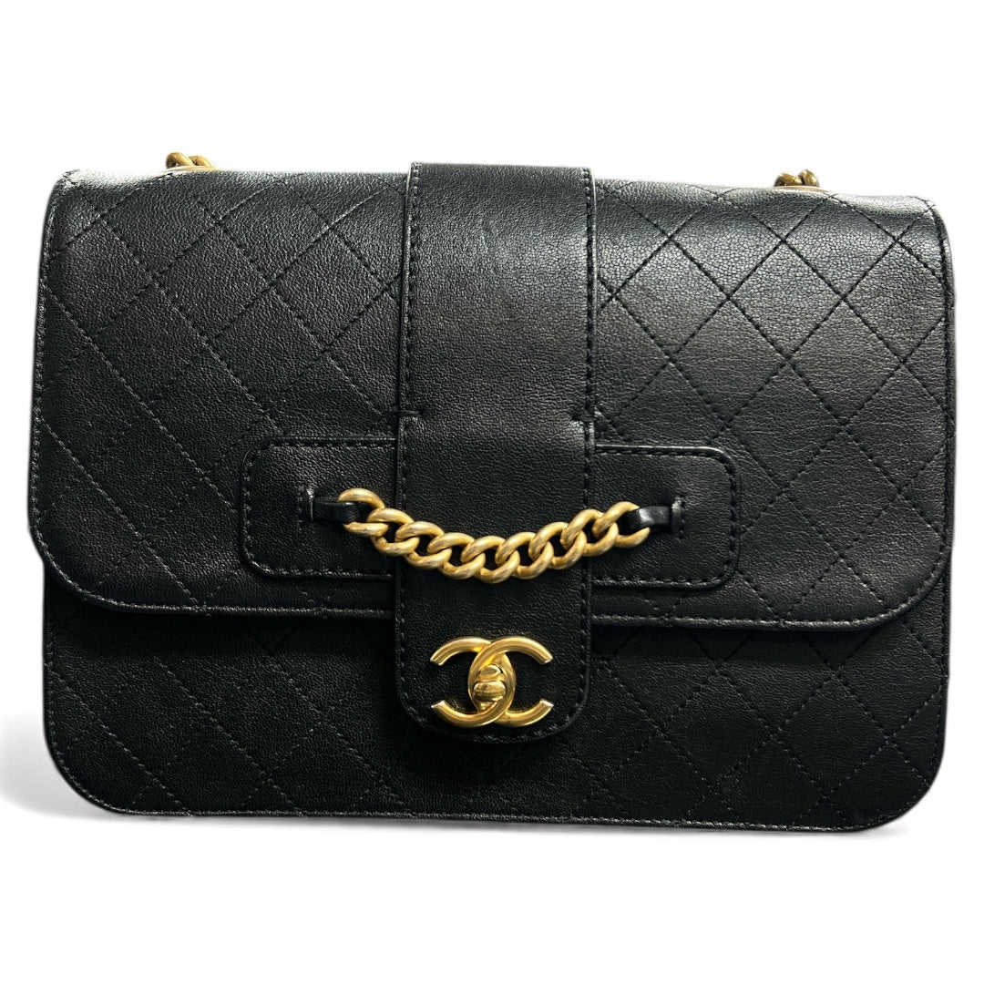 CHANEL Black Leather Chain Shoulder Bag  CH1991
