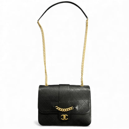 CHANEL Black Leather Chain Shoulder Bag  CH1991