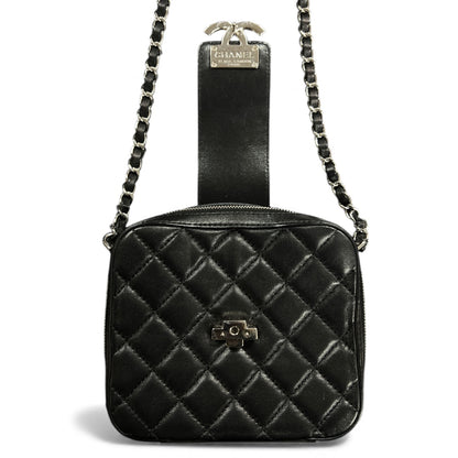CHANEL Matelassé Chain Shoulder Bag  CH1985