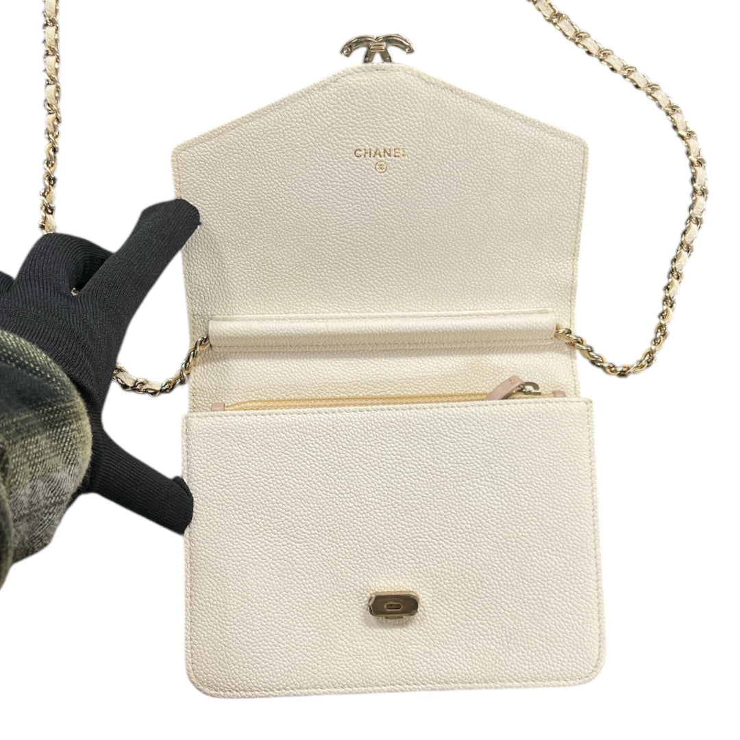 CHANEL Matelassé Chain  Wallet Bag CH1977