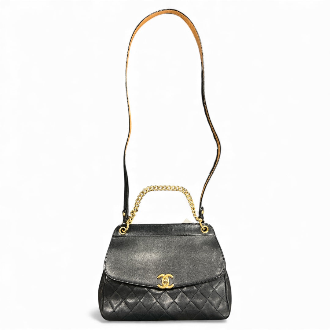 CHANEL Matelassé Black Lambskin  Shoulder Handbag CH1961