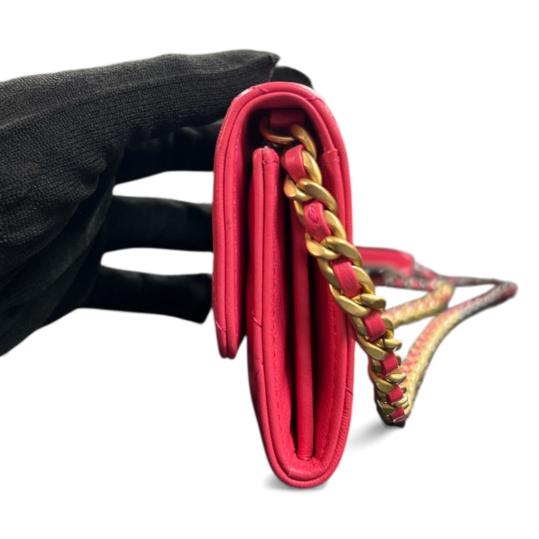 CHANEL Pink Matelassé Leather Chain  Wallet CH1944
