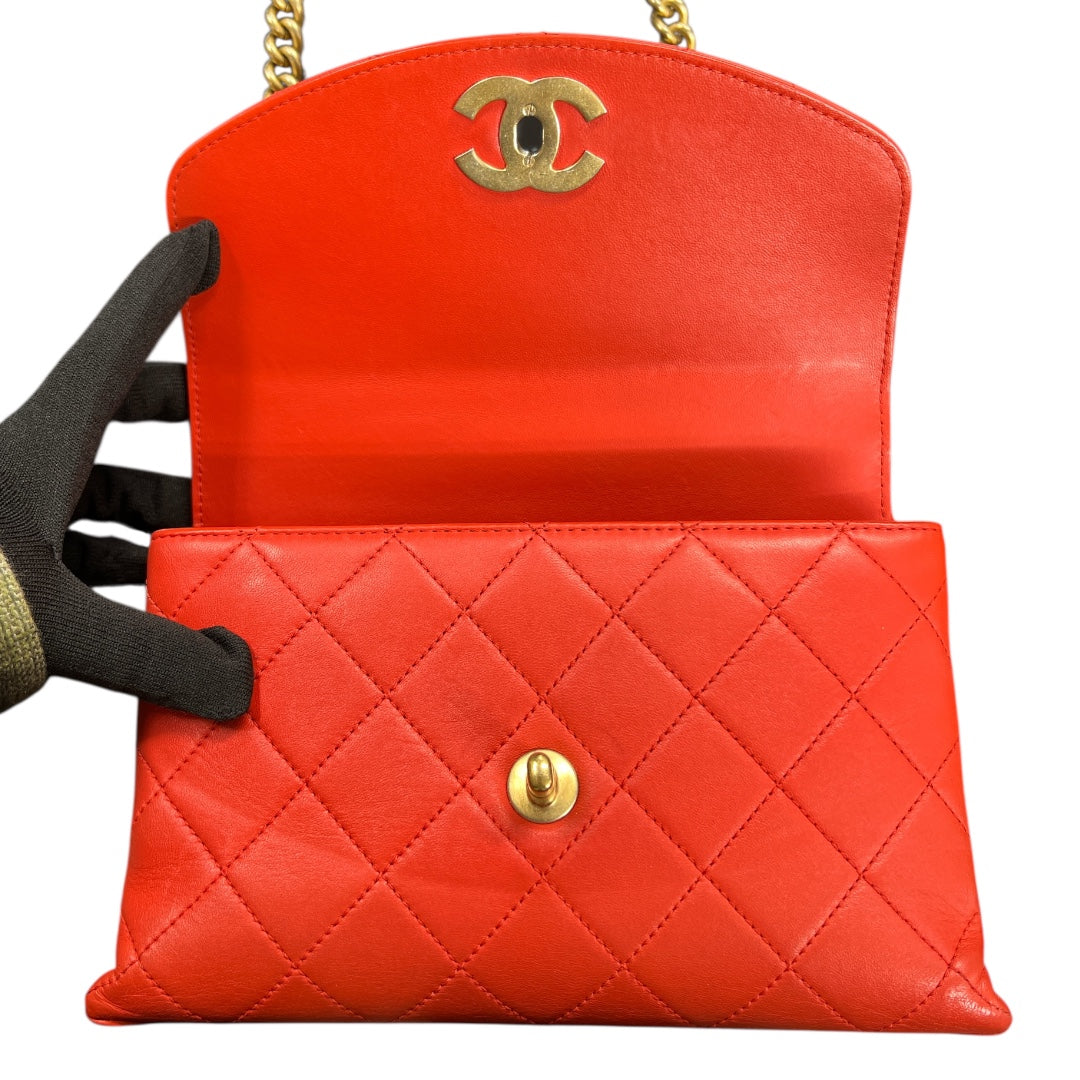 CHANEL Matelassé Lambskin 2-Way CH1941