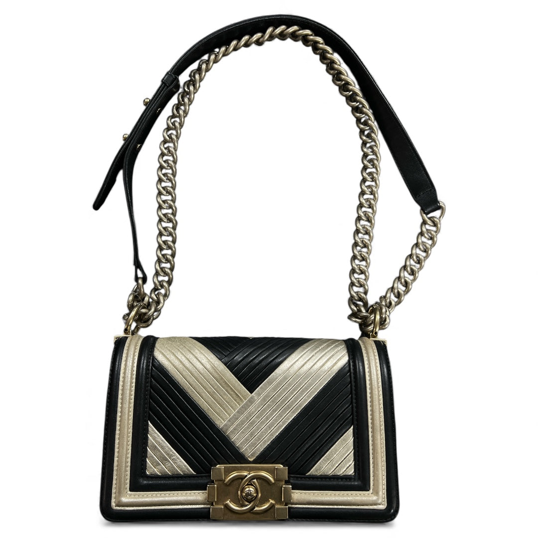 CHANEL Chain Shoulder Bag Black/Gold  CH1910