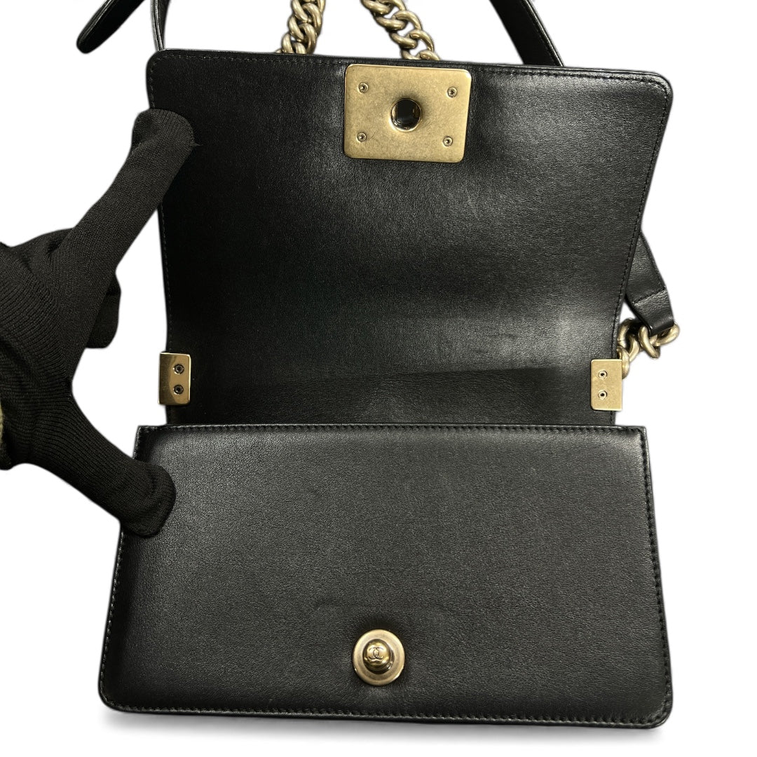 CHANEL Chain Shoulder Bag Black/Gold  CH1910