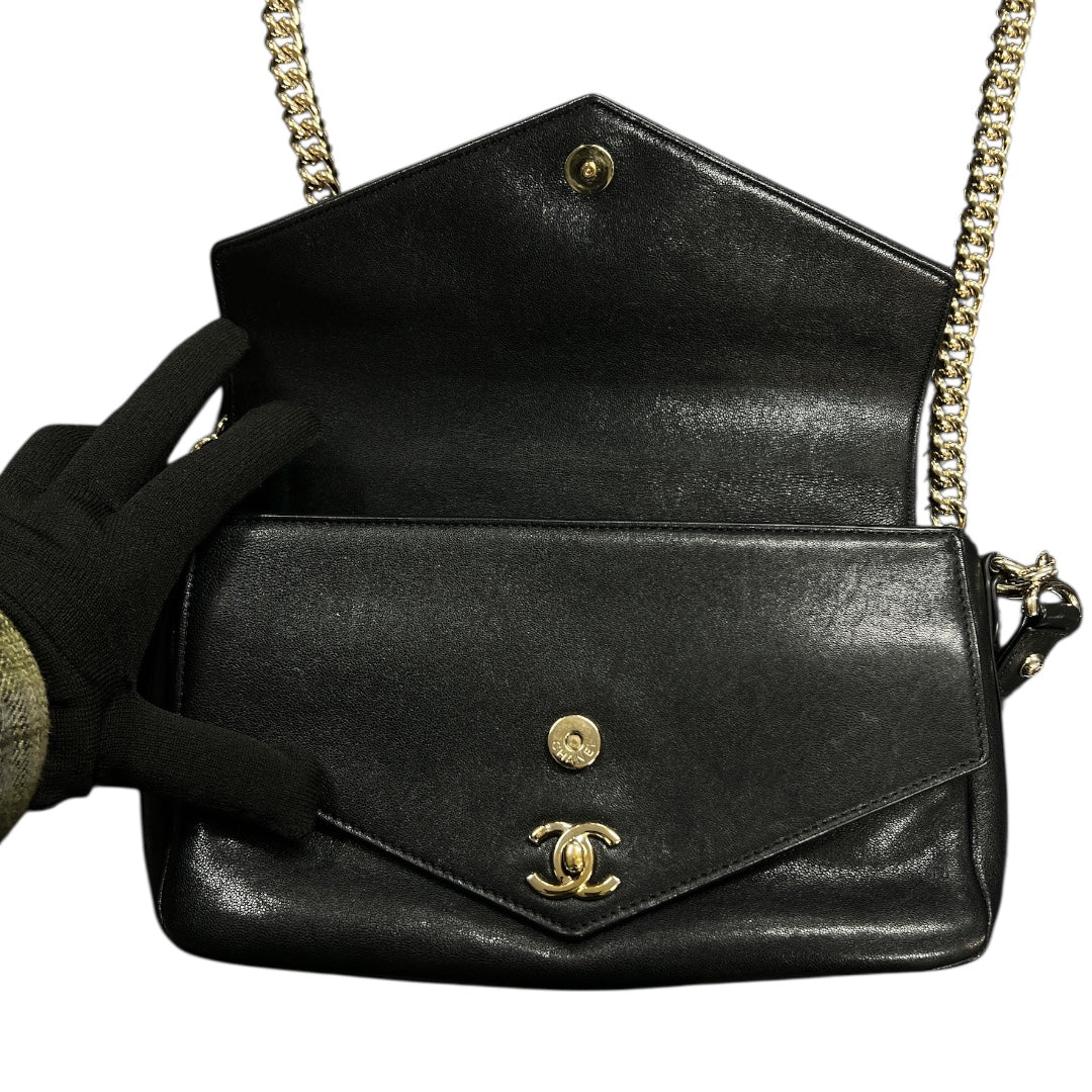 CHANEL Black 2-Way Shoulder Handbag  CH1886