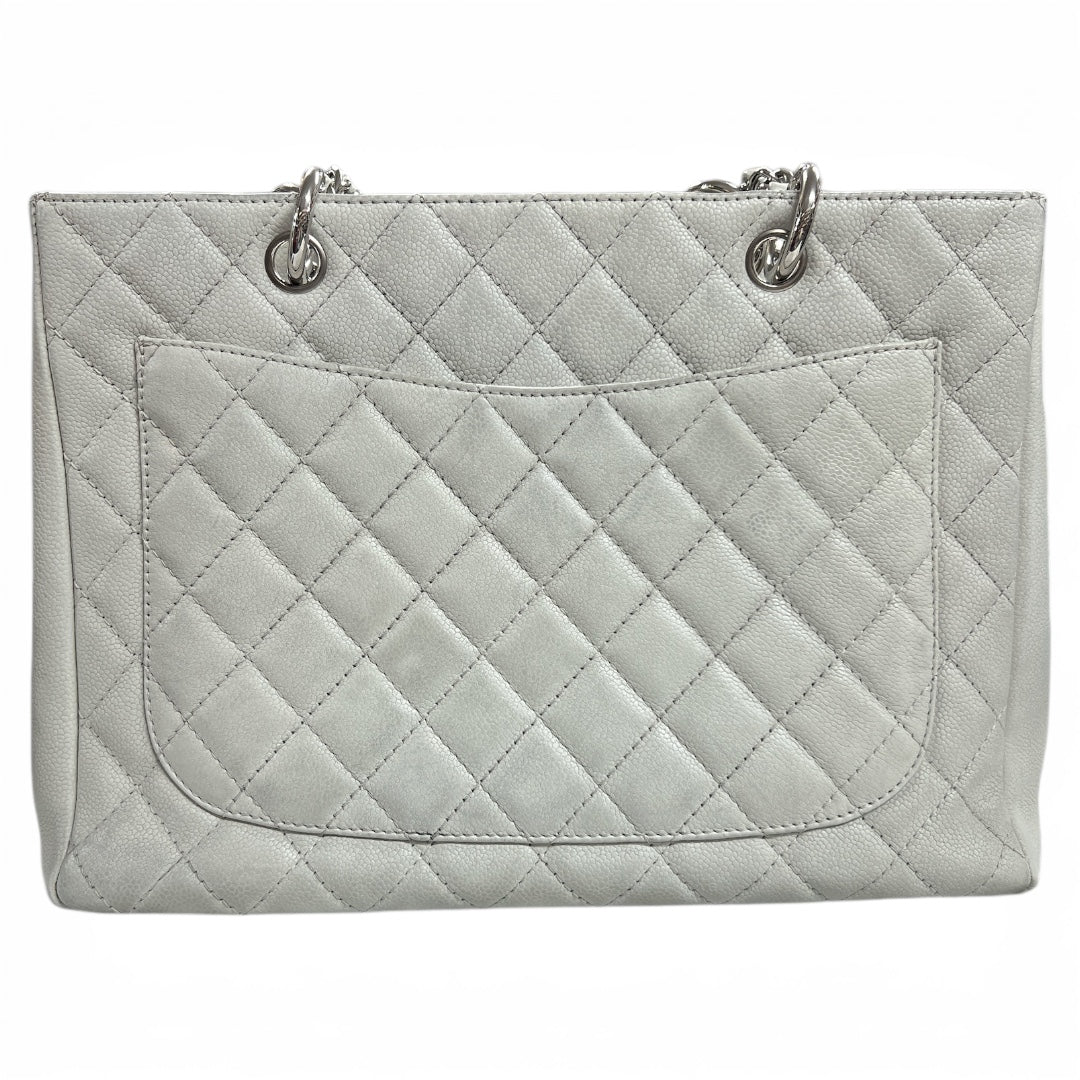 CHANEL Matelassé Chain Tote Bag with Coco Logo CH2033