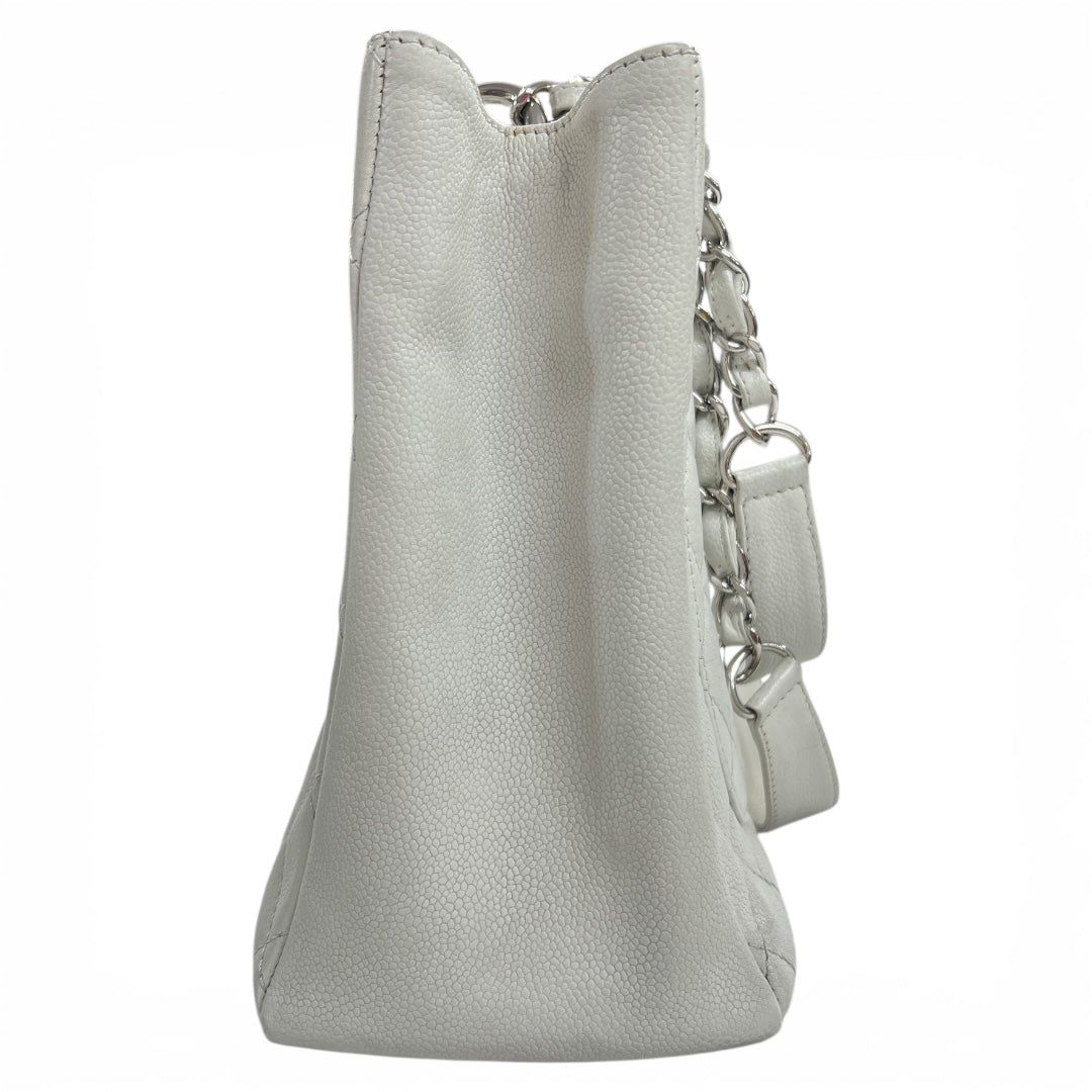 CHANEL Matelassé Chain Tote Bag with Coco Logo CH2033
