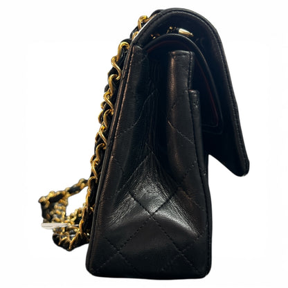CHANEL Matelassé Shoulder Bag CH2049