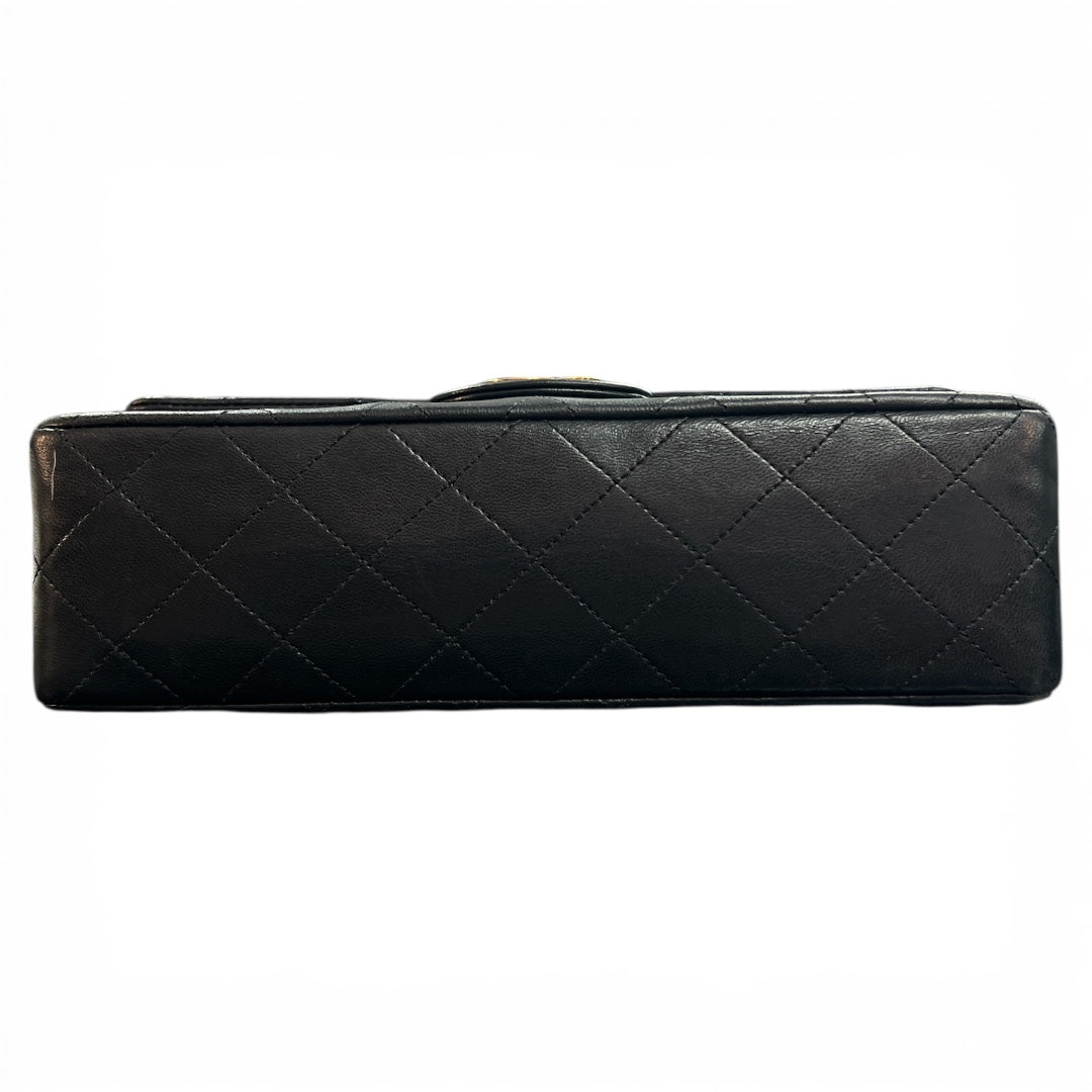 CHANEL Matelassé Shoulder Bag CH2049