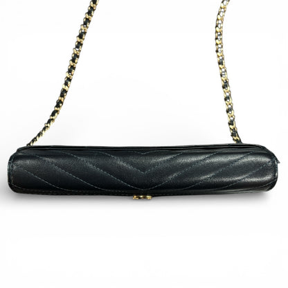 CHANEL Chevron V-Stitch Chain Shoulder Bag CH2052