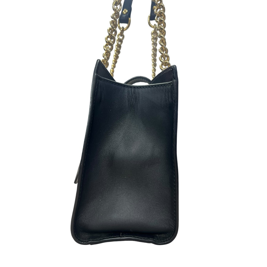 GUCCI Padlock Bee GG Supreme Small Chain Shoulder Bag GU590