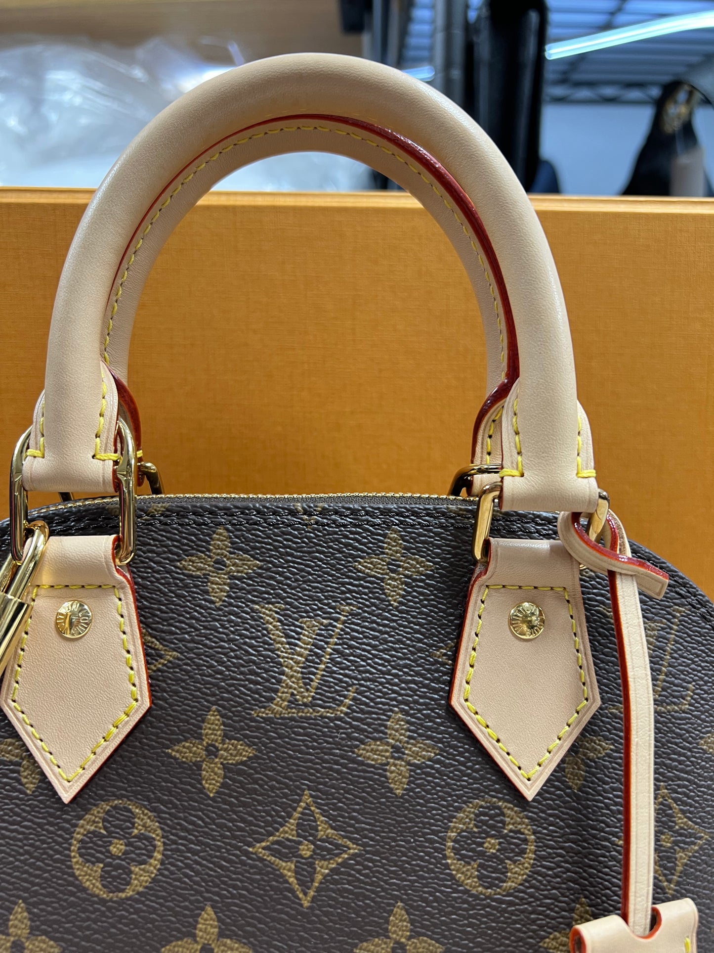 LOUIS VUITTON Monogram Alma BB 2-Way Shoulder Bag Handbag Brown Canvas LO2245