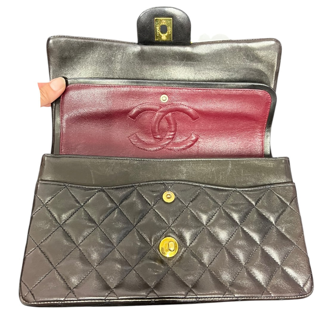 CHANEL Classic Double Flap 25 Matelasse Lambskin Brown Gold Hardware Chain Shoulder Bag CH2120